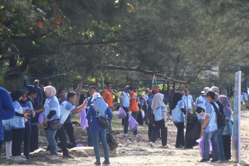 Dislautkan Kalsel Ajak Generasi Muda Jaga Kebersihan Wilayah Pesisir