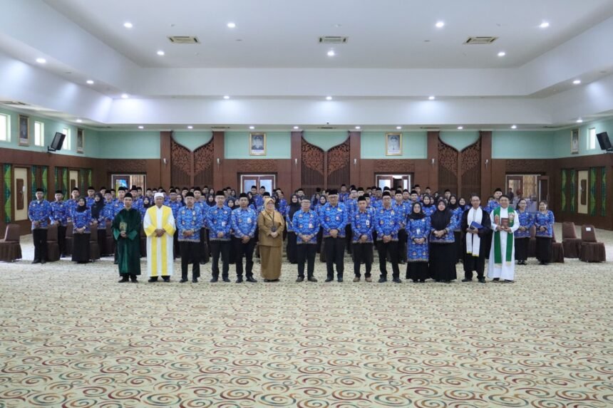 Sekdaprov Kalsel Syarifuddin Lantik 129 PNS, Tekankan Integritas dan Anti Judi Online