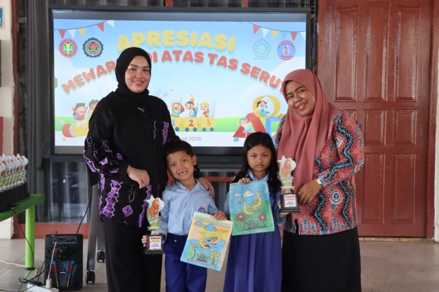 Ikuti Kegiatan Apresiasi Anak, PAUD Citra Indonesia Ajak Anak-Anak Mewarnai Tas Serut