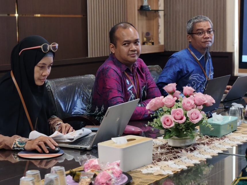 Diskominfo Kalsel Genjot Pemenuhan EPSS, Target Naik ke Predikat “Baik”