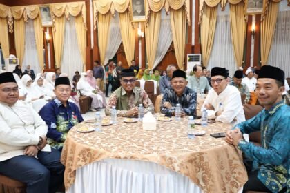 Pemkab Tanah Bumbu Perkuat Sinergi Keumatan dalam Pengukuhan MUI Kalsel Masa Khidmat 2026–2031