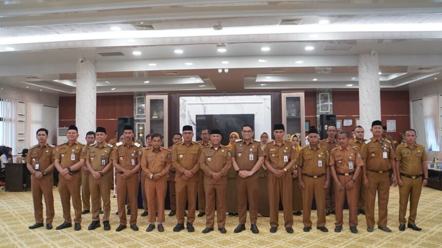 Bupati Muhammad Rusli Lantik Pejabat Tinggi Pratama, Administrator dan Pengawas di Kotabaru
