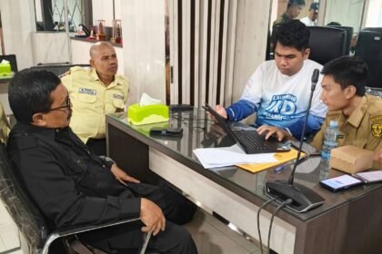 Program IKD Berlanjut, Dukcapil Kalsel Catat 110 Aktivasi di Sekretariat DPRD