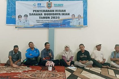 Dislautkan Kalsel Serahkan Bantuan Sarana Budidaya Udang Windu untuk Dukung Program Shrimp Estate