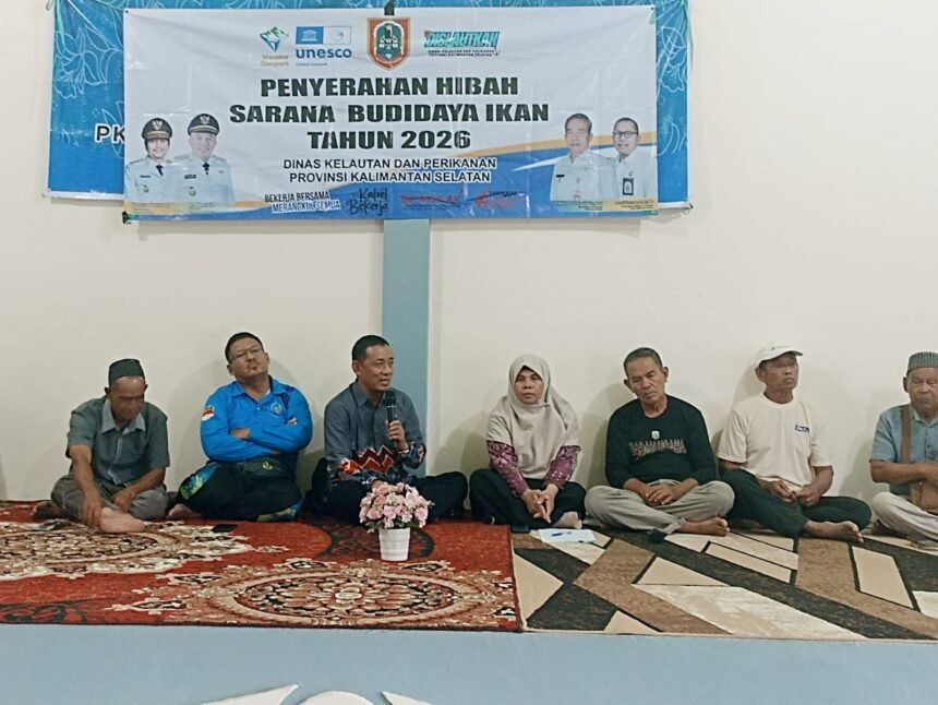 Dislautkan Kalsel Serahkan Bantuan Sarana Budidaya Udang Windu untuk Dukung Program Shrimp Estate