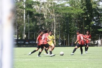 Hari Pertama Sepakbola POPDA Kalsel 2026 Berlangsung Panas, Perebutan Tiket Semifinal Mulai Memanas