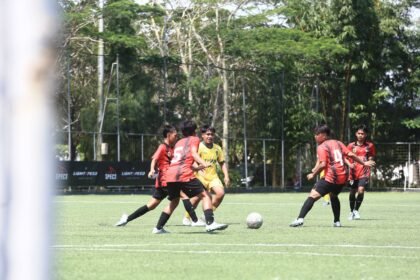 Hari Pertama Sepakbola POPDA Kalsel 2026 Berlangsung Panas, Perebutan Tiket Semifinal Mulai Memanas