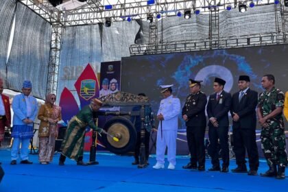 Bupati Kotabaru Resmi Buka Saijaan Expo 2026, Ratusan Stand Semarakkan Siring Laut