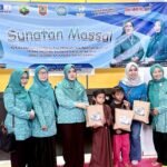 Ketua TP PKK Kotabaru Hadiri Sunatan Massal Gratis, 50 Anak Ikut Meriahkan Hari Jadi ke-76 Kotabaru