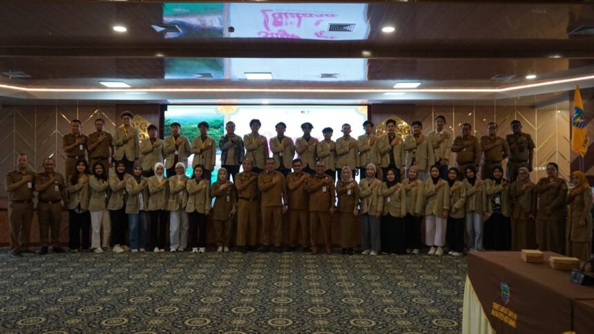 Pemkab Kotabaru Apresiasi Pengabdian Mahasiswa KKN-PPM UGM
