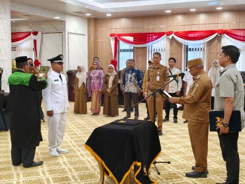 Bupati Kotabaru Lantik Asrul sebagai Kepala Desa Antar Waktu Desa Kalian