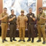 Bupati H. Muhammad Rusli Perkuat Sinergi Hukum dengan Kejari Kotabaru Melalui MoU