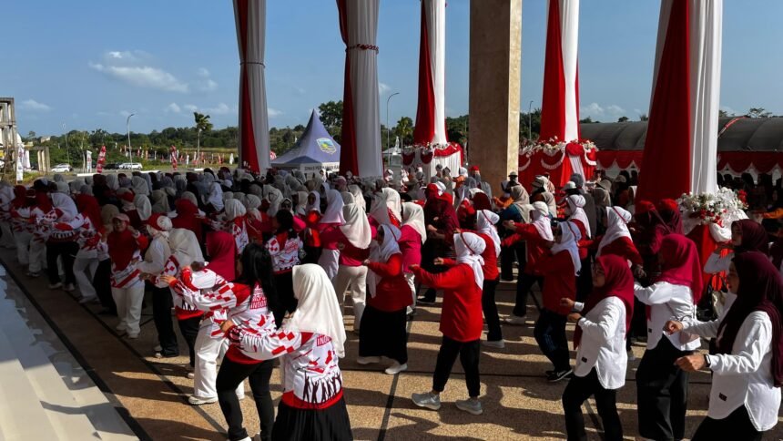 Semarak HUT RI Ke-81, DWP Perkuat Kebersamaan Melalui Berbagai Lomba Seru