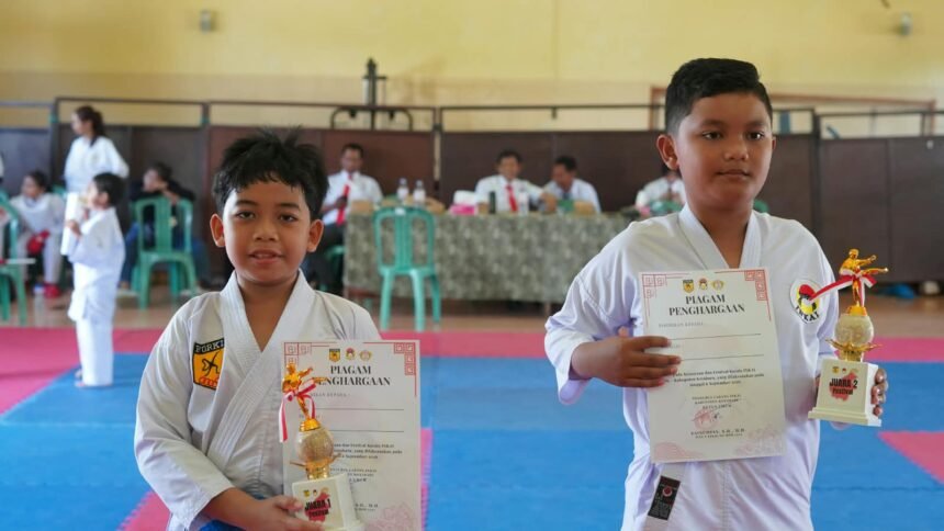 Puluhan Atlet Uji Kemampuan dan Mental Di Ajang Festival Karate INKAI Kotabaru