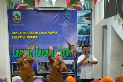 Serunya Anak TK Mengenal Literasi Lewat Cerita Kura-Kura dan Monyet