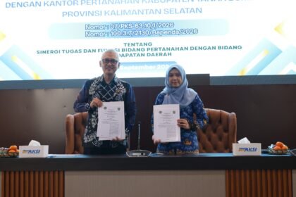 Bapenda dan Kantor Pertanahan Tanah Bumbu Tandatangani Perjanjian Kerja Sama, Bupati Andi Rudi Latif Beri Dukungan