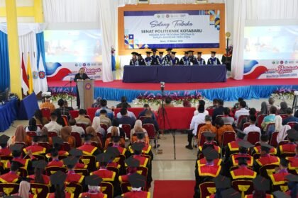 Wisuda XVIII Politeknik Kotabaru, 79 Lulusan Didorong Siap Hadapi Dunia Kerja