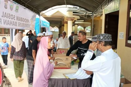 Masjid Jami Baitul Abror Gelar Program Bahan Pokok Murah Dari Jama’ah Untuk Jama’ah